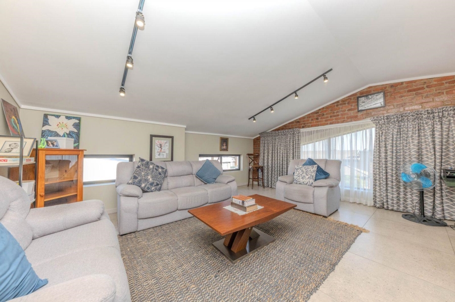2 Bedroom Property for Sale in Ebotse Golf Estate Gauteng
