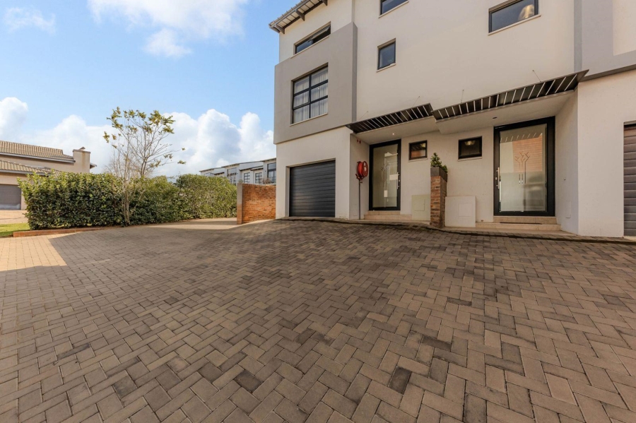 2 Bedroom Property for Sale in Ebotse Golf Estate Gauteng