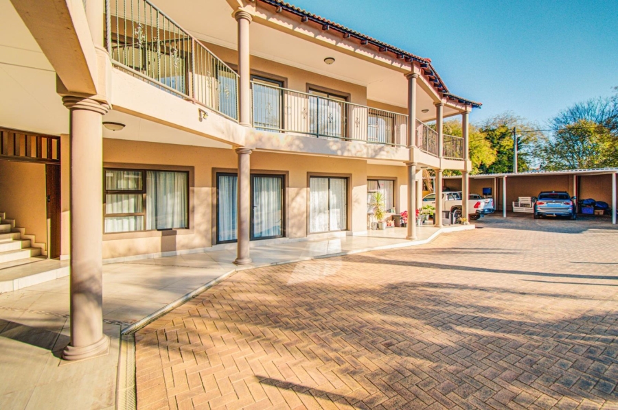 12 Bedroom Property for Sale in Northmead Gauteng