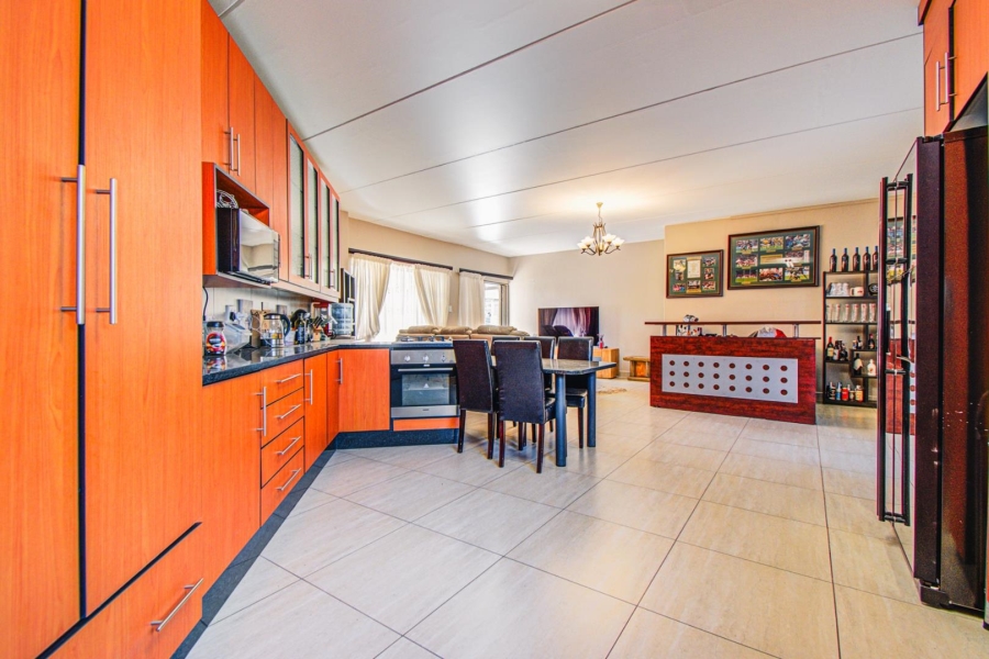 12 Bedroom Property for Sale in Northmead Gauteng
