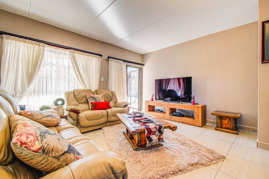 12 Bedroom Property for Sale in Northmead Gauteng