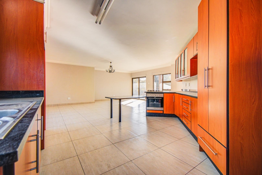 12 Bedroom Property for Sale in Northmead Gauteng