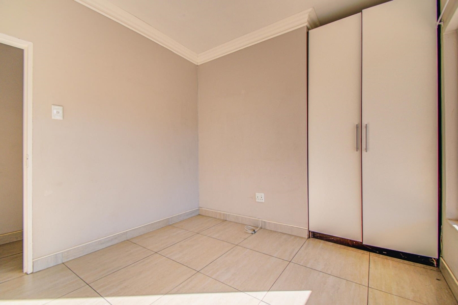 12 Bedroom Property for Sale in Northmead Gauteng