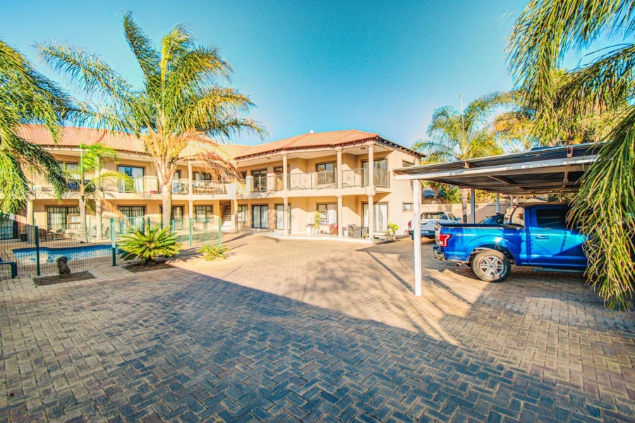 12 Bedroom Property for Sale in Northmead Gauteng