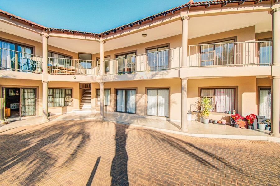 12 Bedroom Property for Sale in Northmead Gauteng