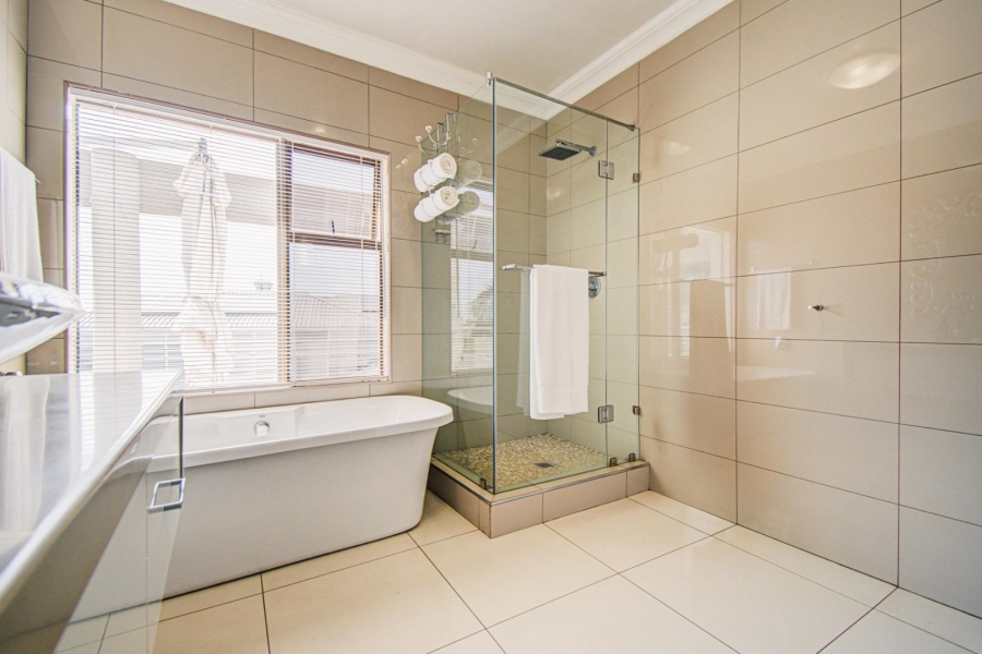 4 Bedroom Property for Sale in Ebotse Golf Estate Gauteng