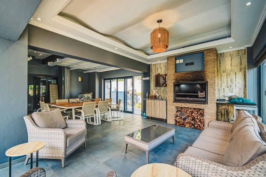 5 Bedroom Property for Sale in Ebotse Golf Estate Gauteng