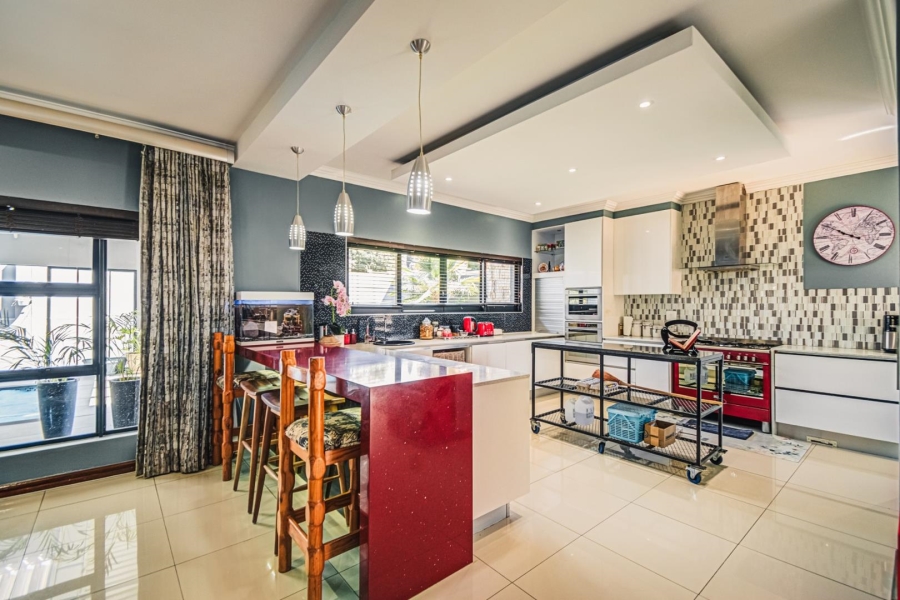 5 Bedroom Property for Sale in Ebotse Golf Estate Gauteng