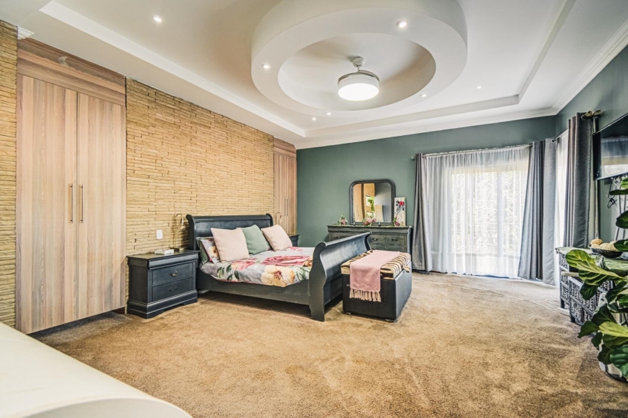 5 Bedroom Property for Sale in Ebotse Golf Estate Gauteng
