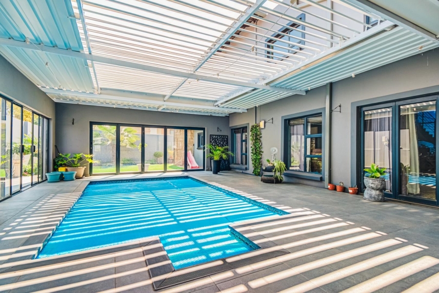 5 Bedroom Property for Sale in Ebotse Golf Estate Gauteng