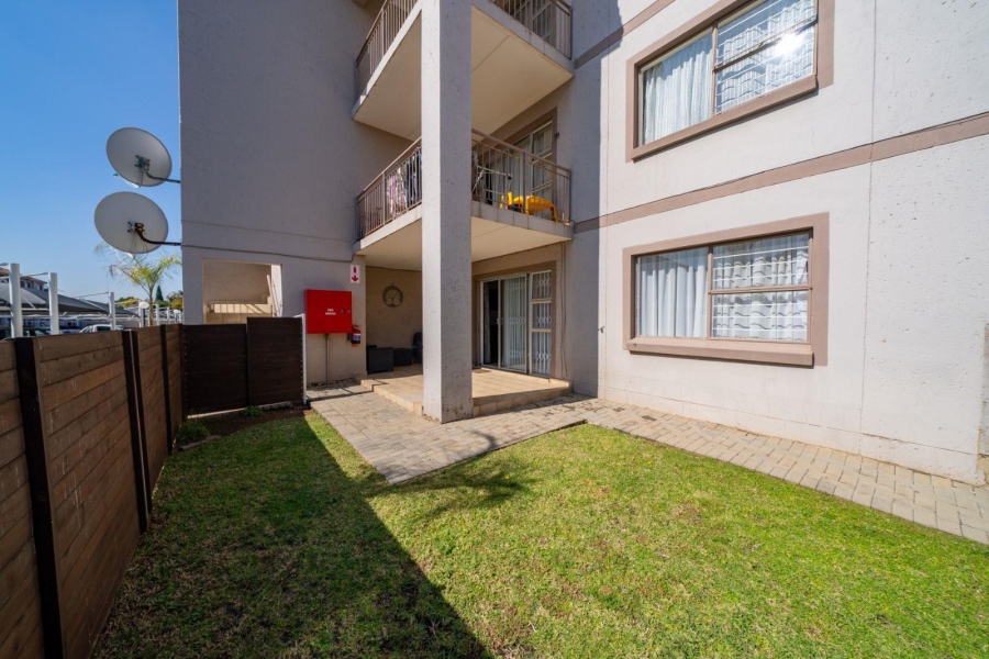 2 Bedroom Property for Sale in Bardene Gauteng