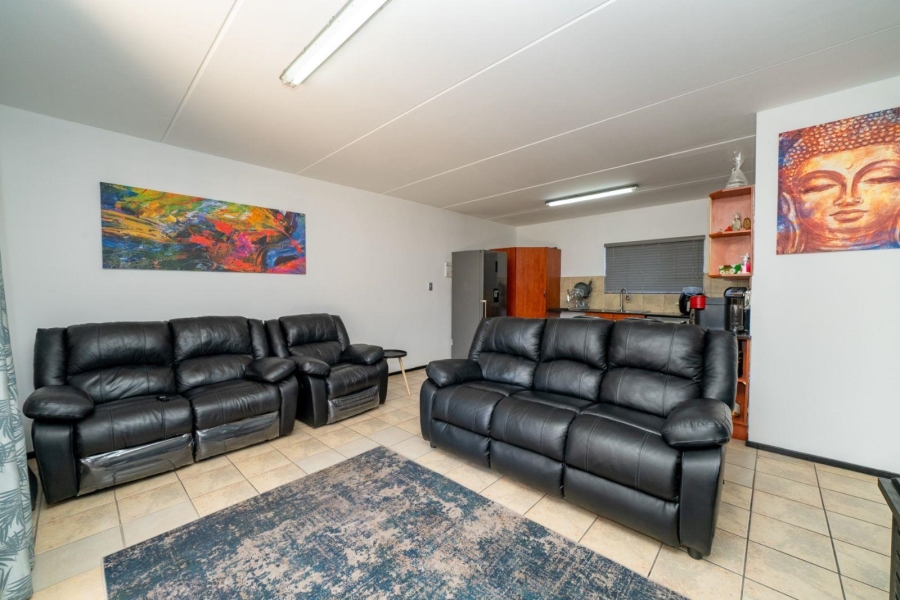 2 Bedroom Property for Sale in Bardene Gauteng