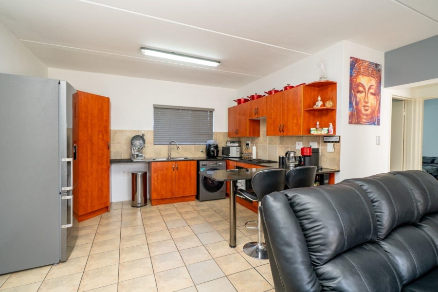 2 Bedroom Property for Sale in Bardene Gauteng