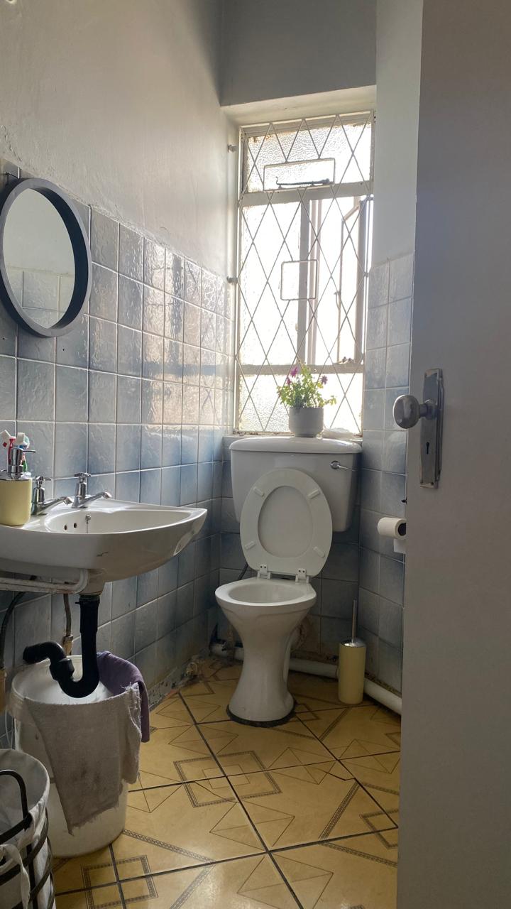 2 Bedroom Property for Sale in Johannesburg Central Gauteng