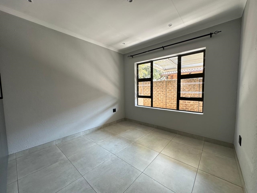 To Let 3 Bedroom Property for Rent in Eden Glen Gauteng