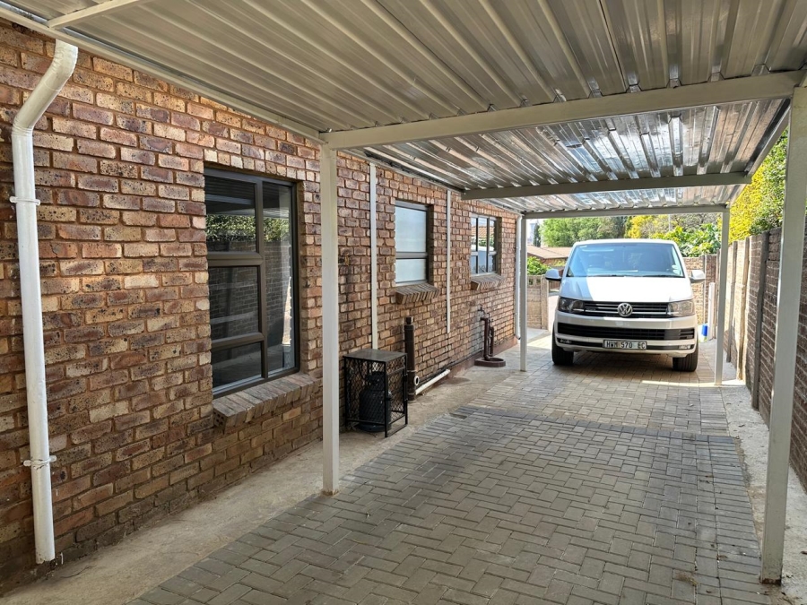 To Let 3 Bedroom Property for Rent in Eden Glen Gauteng