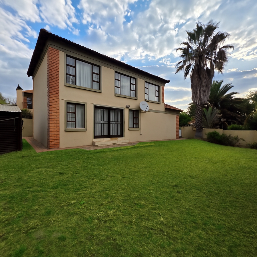 3 Bedroom Property for Sale in Equestria Gauteng