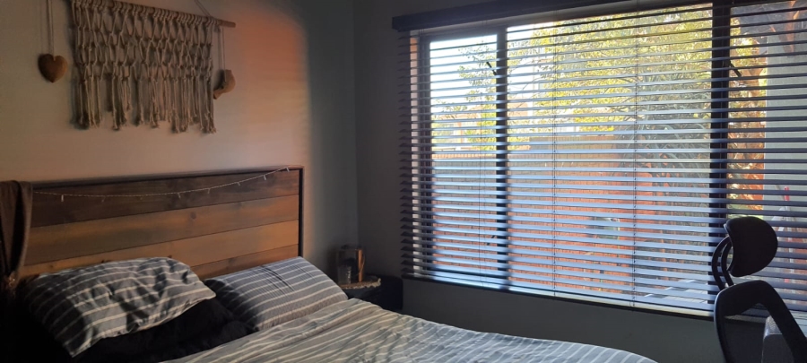 To Let 2 Bedroom Property for Rent in Greenstone Hill Gauteng