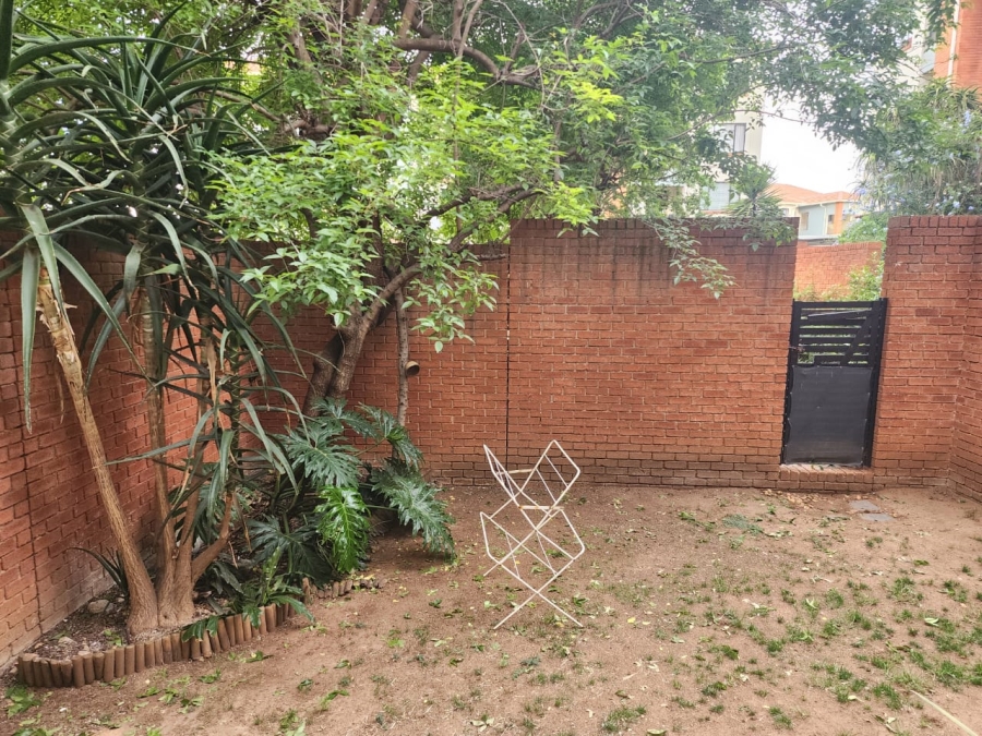 2 Bedroom Property for Sale in Greenstone Hill Gauteng