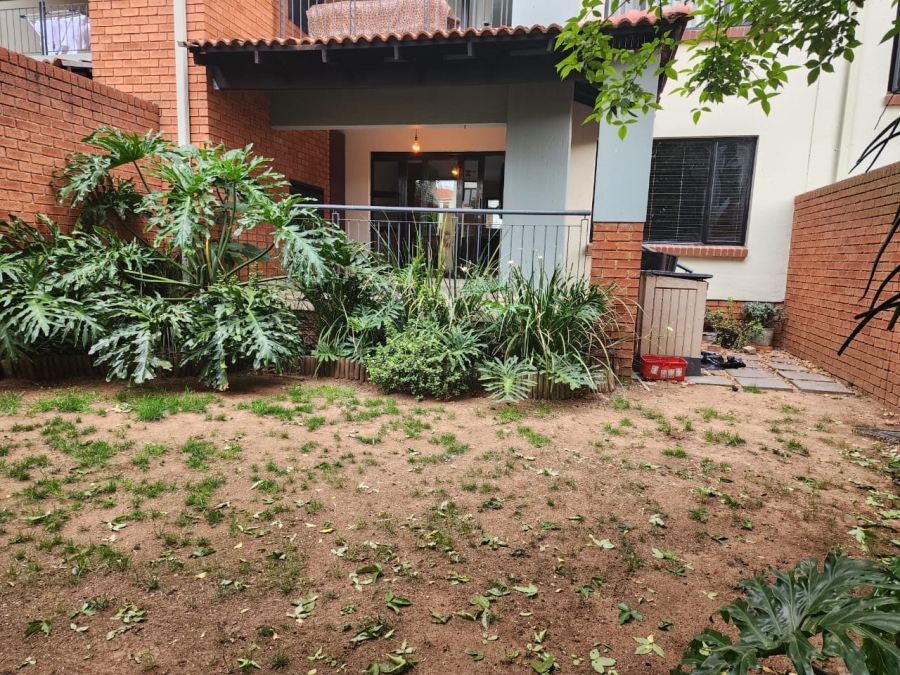 2 Bedroom Property for Sale in Greenstone Hill Gauteng