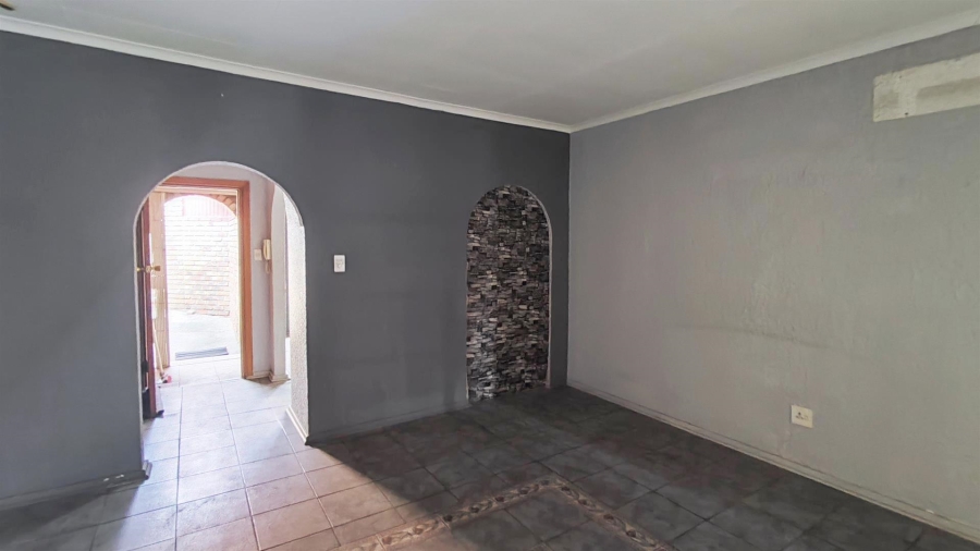 3 Bedroom Property for Sale in Birchleigh Gauteng
