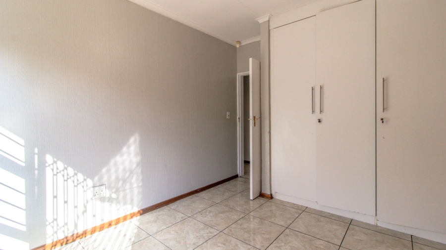 4 Bedroom Property for Sale in Bassonia Gauteng