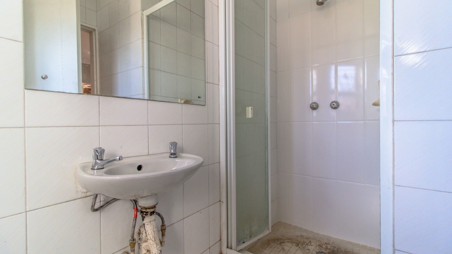 4 Bedroom Property for Sale in Bassonia Gauteng