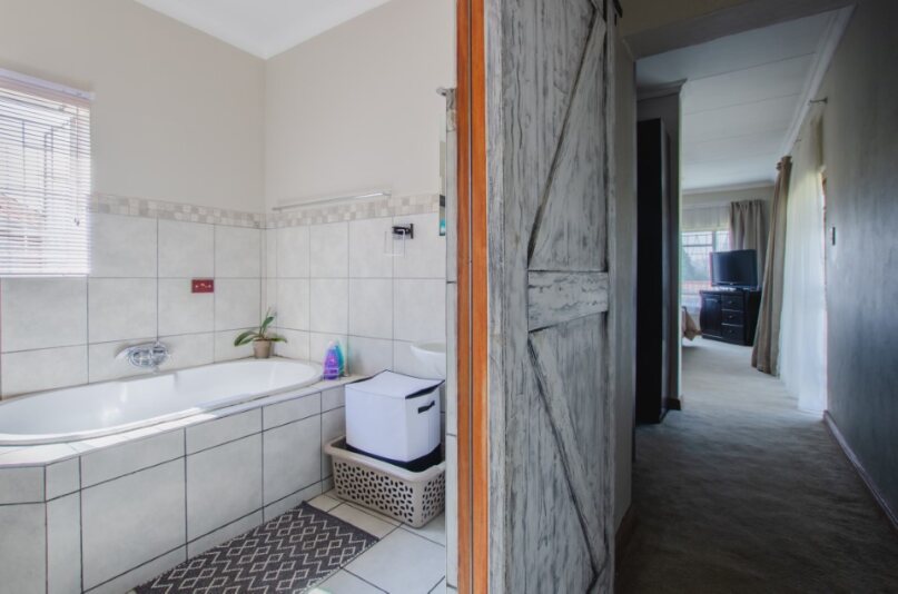 3 Bedroom Property for Sale in Heidelberg Gauteng
