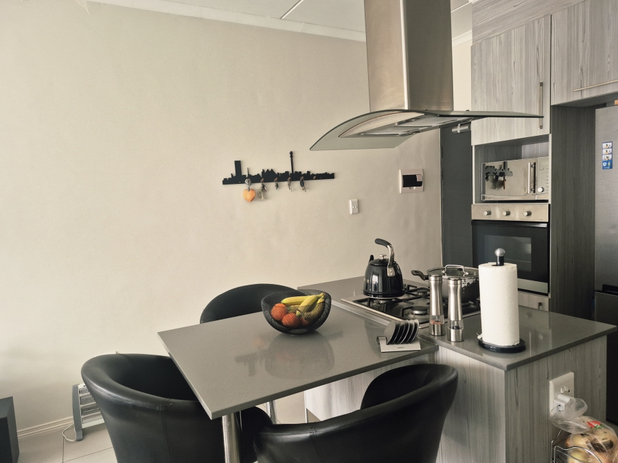 2 Bedroom Property for Sale in Carlswald Gauteng