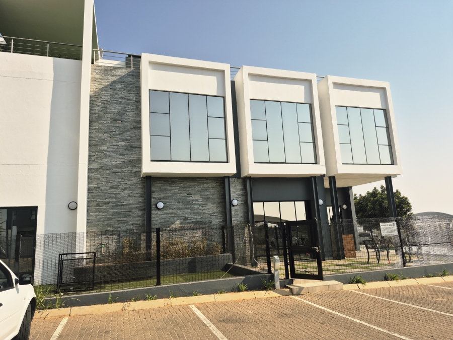 2 Bedroom Property for Sale in Carlswald Gauteng