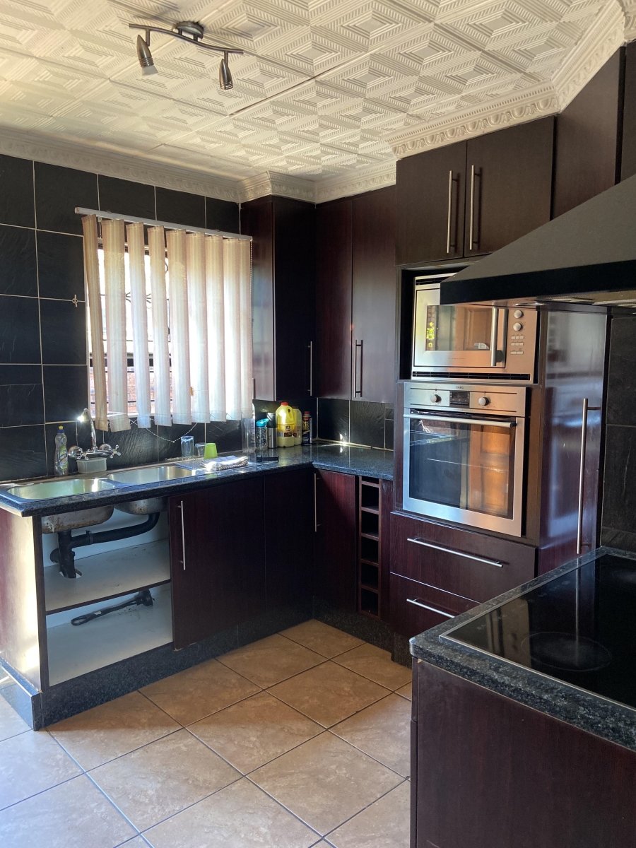 3 Bedroom Property for Sale in Danville Gauteng