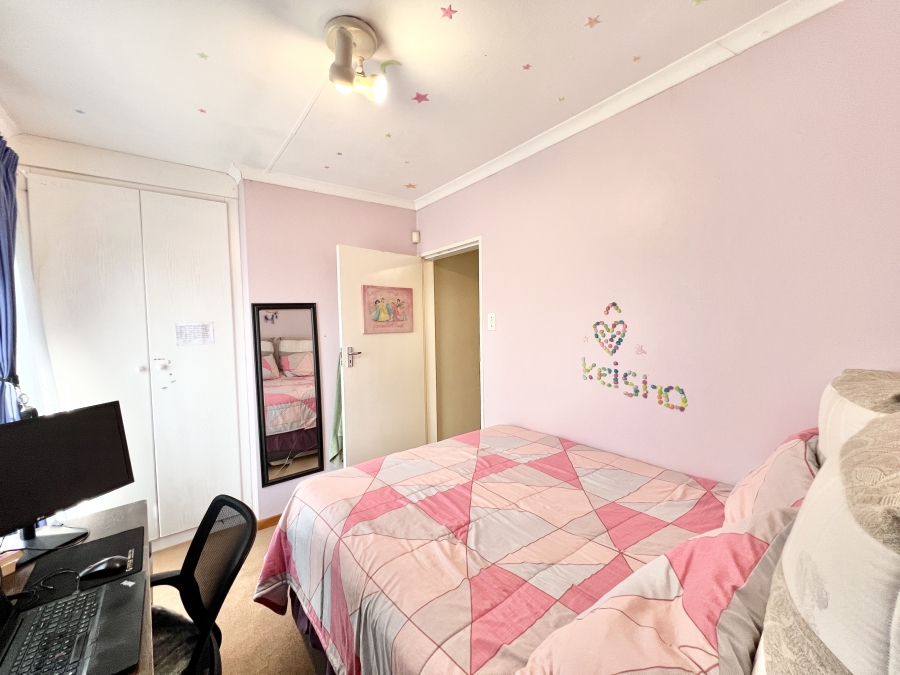 3 Bedroom Property for Sale in Bronberrick Gauteng
