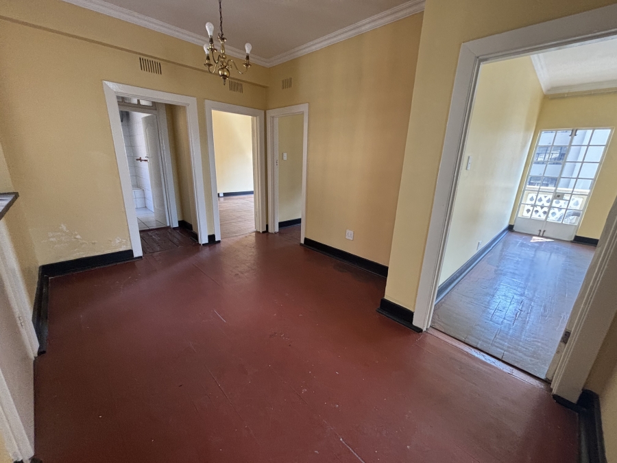 To Let 3 Bedroom Property for Rent in Hillbrow Gauteng