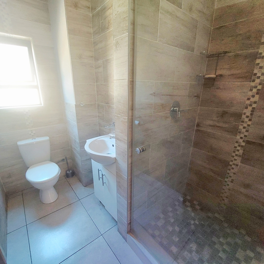 2 Bedroom Property for Sale in Ravenswood Gauteng