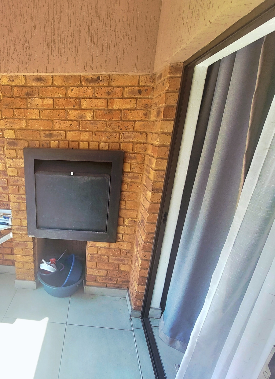 2 Bedroom Property for Sale in Ravenswood Gauteng