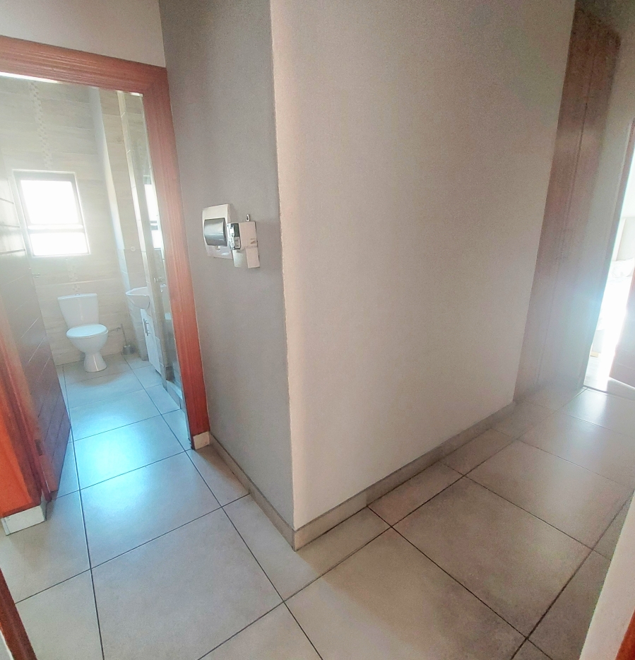 2 Bedroom Property for Sale in Ravenswood Gauteng