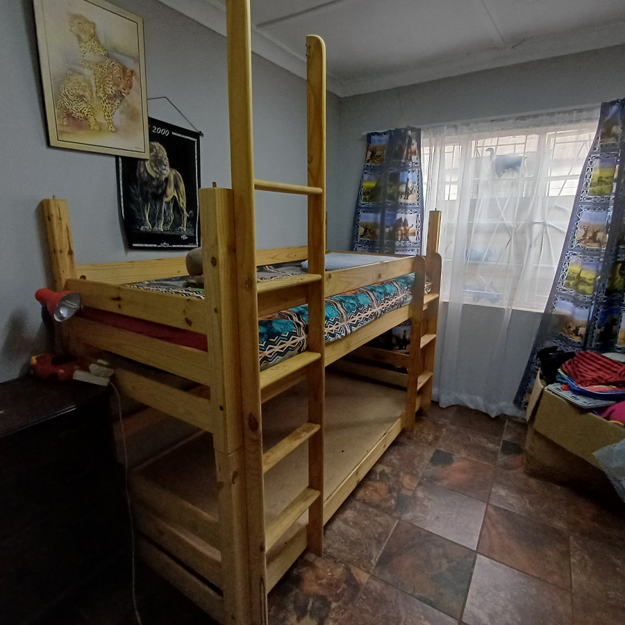 3 Bedroom Property for Sale in Rothdene Gauteng