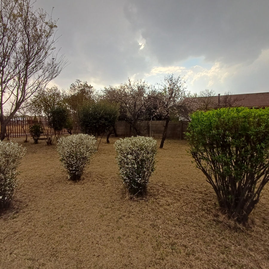 3 Bedroom Property for Sale in Rothdene Gauteng