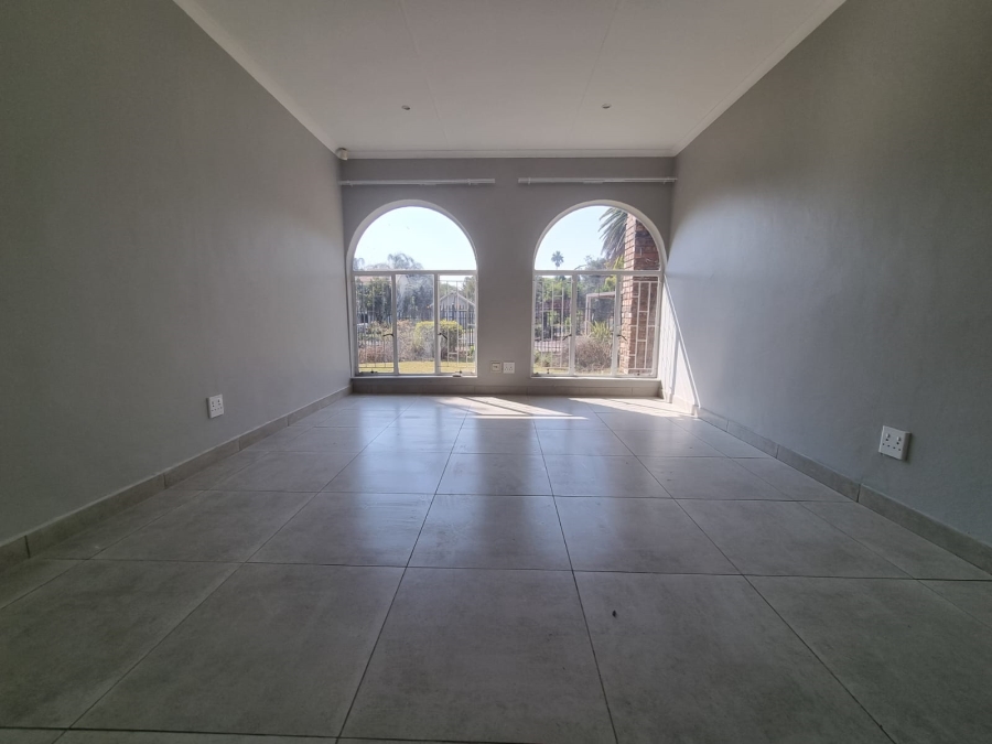 To Let 3 Bedroom Property for Rent in Wierda Park Gauteng
