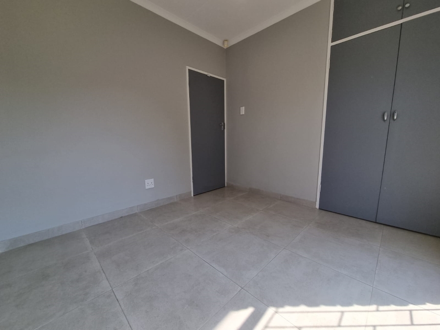 To Let 3 Bedroom Property for Rent in Wierda Park Gauteng