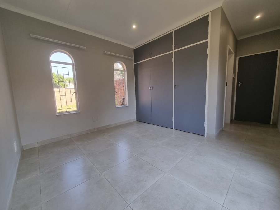 To Let 3 Bedroom Property for Rent in Wierda Park Gauteng