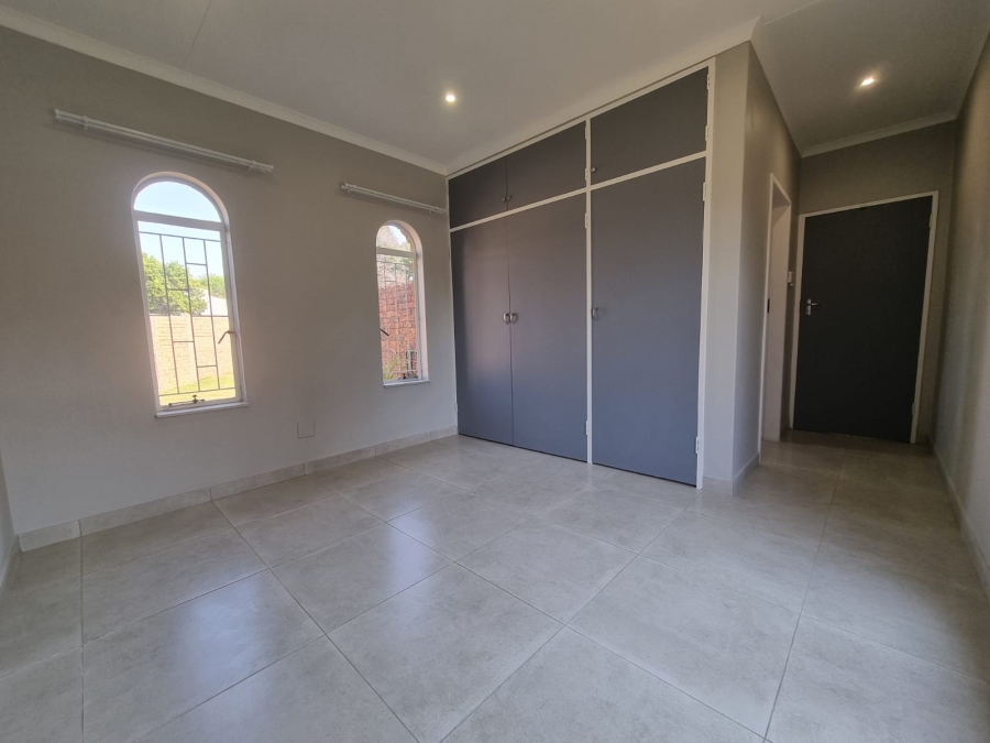 To Let 3 Bedroom Property for Rent in Wierda Park Gauteng