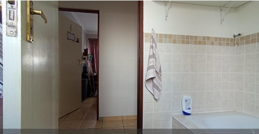 3 Bedroom Property for Sale in The Reeds Gauteng