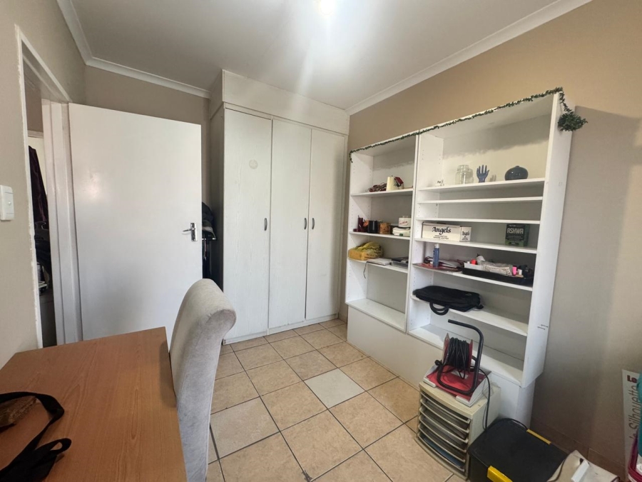 To Let 2 Bedroom Property for Rent in Amberfield Ridge Gauteng