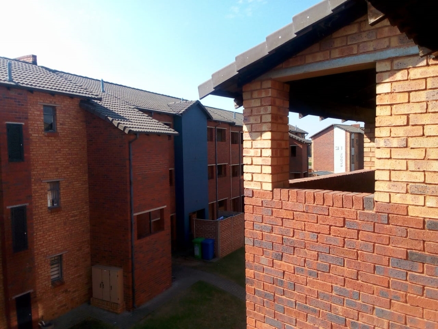 2 Bedroom Property for Sale in Kibler Park Gauteng