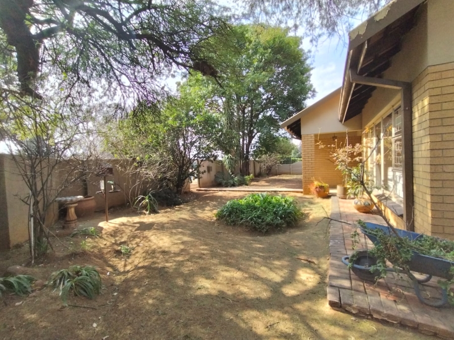 3 Bedroom Property for Sale in Vanderbijlpark SE 6 Gauteng