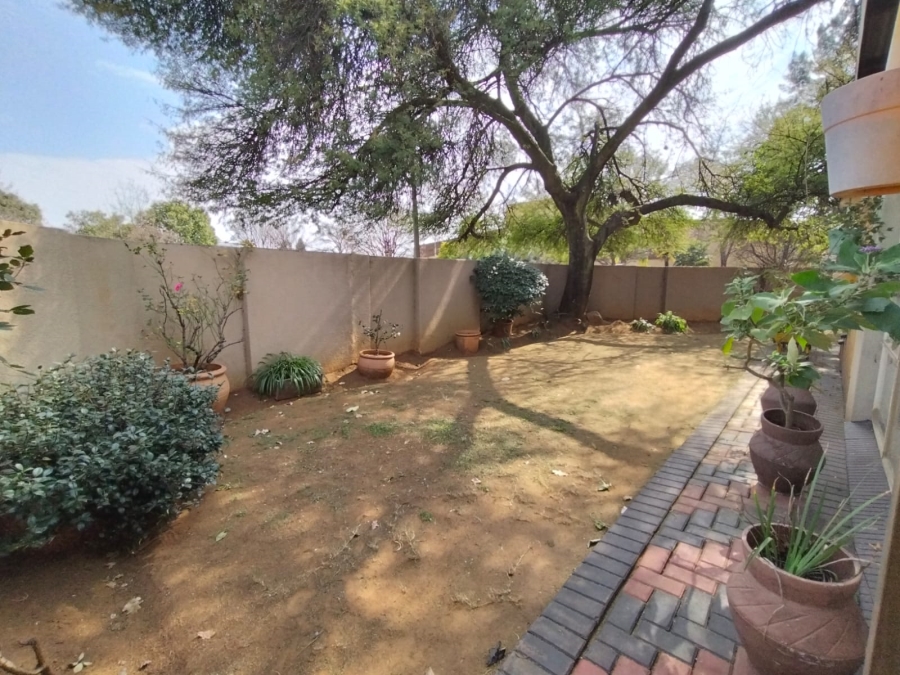 3 Bedroom Property for Sale in Vanderbijlpark SE 6 Gauteng