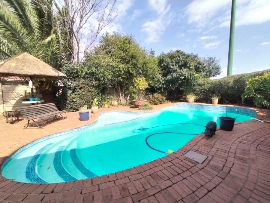 3 Bedroom Property for Sale in Vanderbijlpark SE 6 Gauteng
