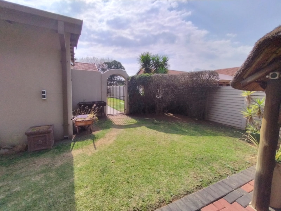 3 Bedroom Property for Sale in Vanderbijlpark SE 6 Gauteng