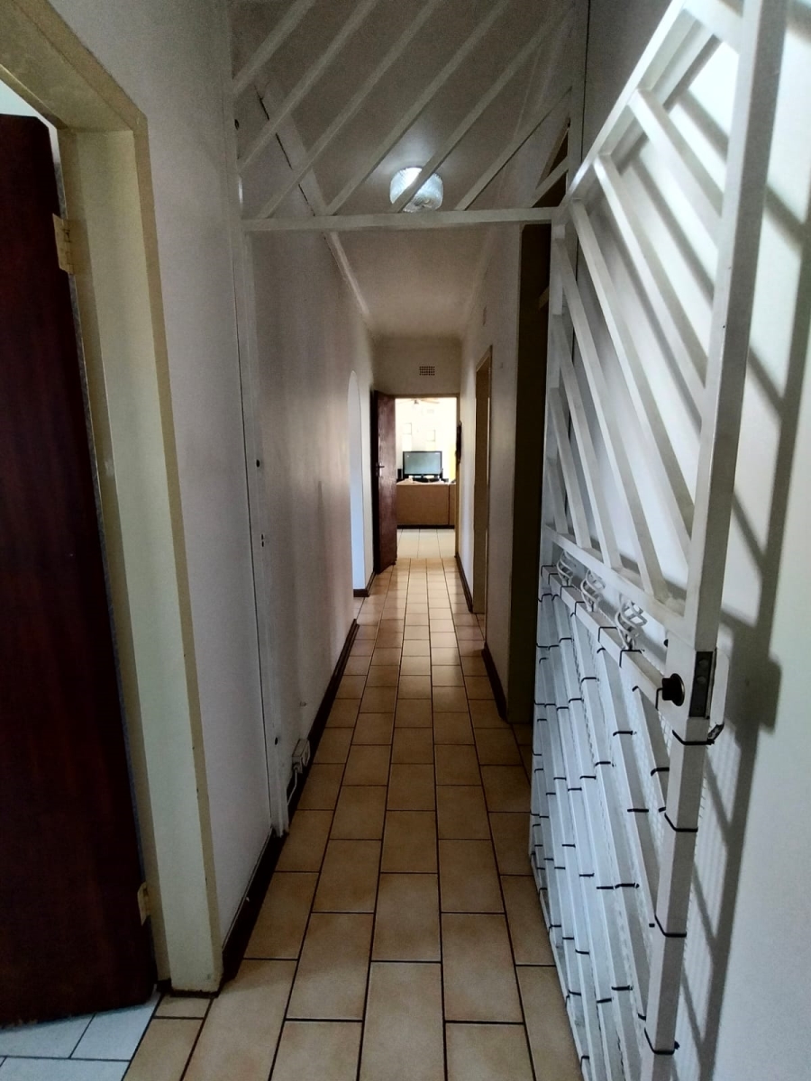 3 Bedroom Property for Sale in Vanderbijlpark SE 6 Gauteng